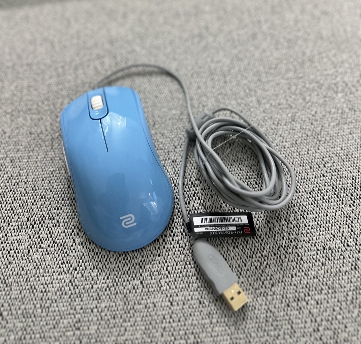 RARE Zowie Divina Blue esports mouse Discontinued FK1 +-B  CLEANED & PC TESTED