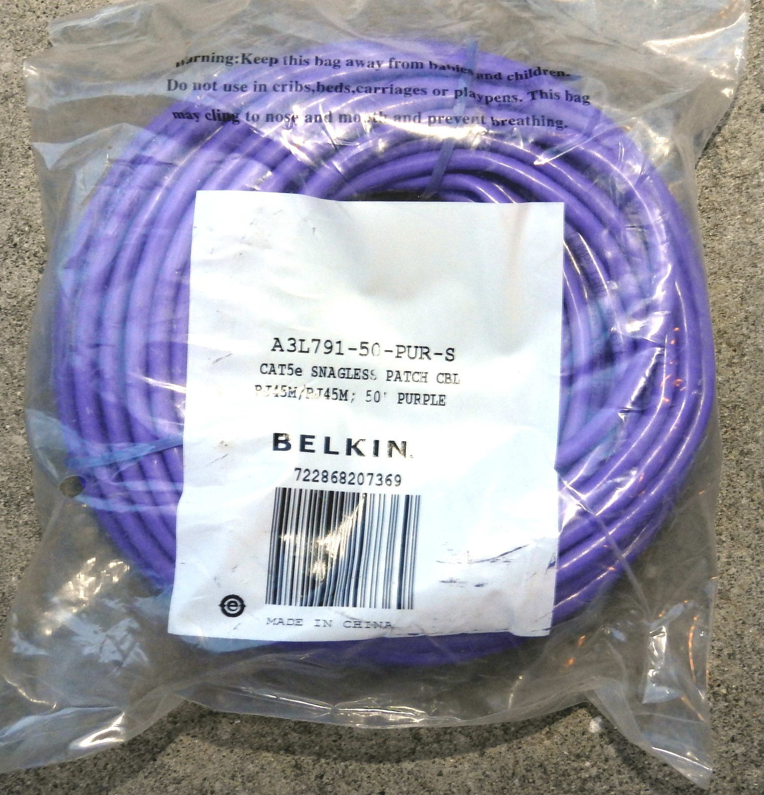Belkin A3L791 - 50 - PUR - S  CAT5e SNAGLES Patch Cable RJ45M PURPLE