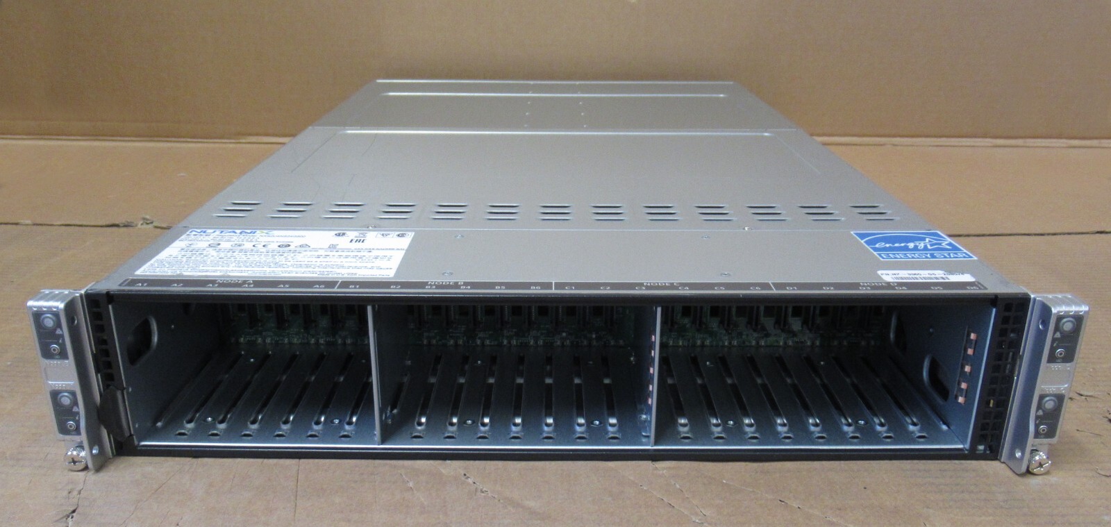 Supermicro SuperServer CSE-217 3x Node 6x E5-2680v4 96GB 24 x 2.5" X10DRT-P-G5