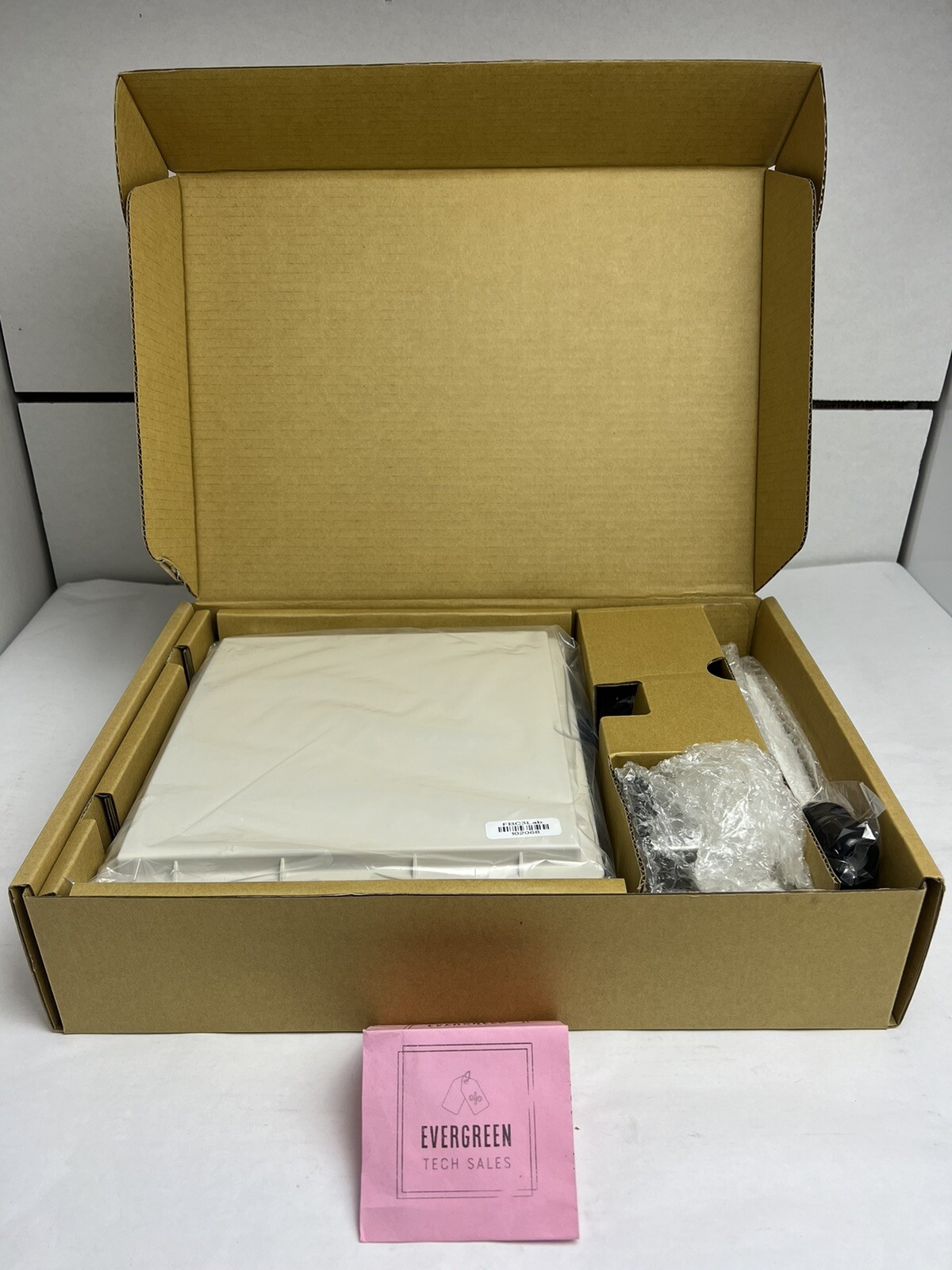 Zyxel EMG 3435-Q20A Dual Band AC2600 Wireless Ethernet Gateway 4 Antennas New