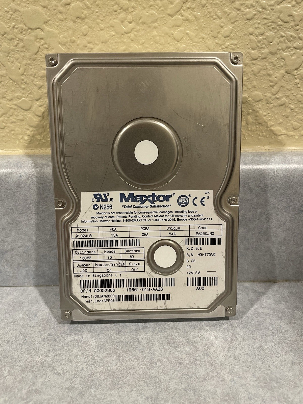 Maxtor 91024U3 IDE Hard Drive - 10.2 GB - Tested (034)