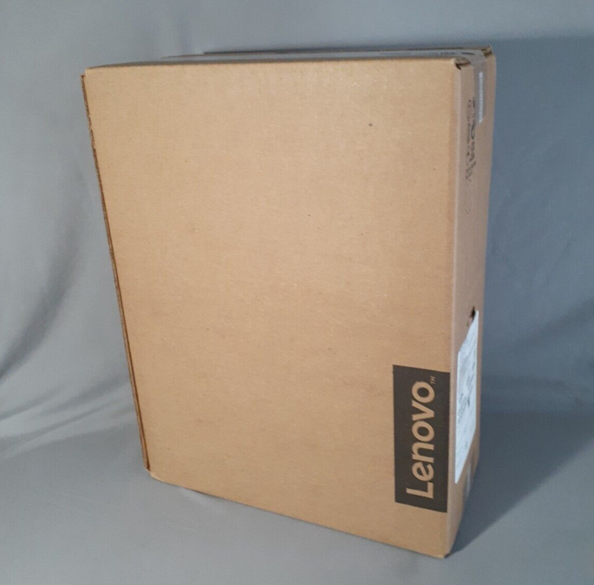 Lenovo ideacentre 3 07ADA05 90NT 4G 256GB AMD DVD-RW New in Box.