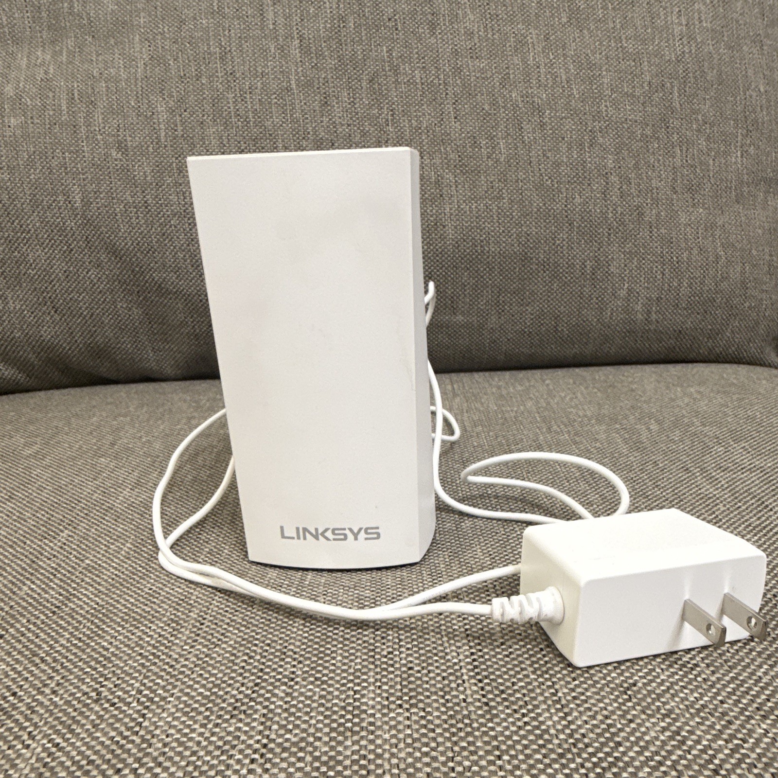Linksys VLP01 AC1200 Dual-Band Wireless Router, 2 LAN Ports, White
