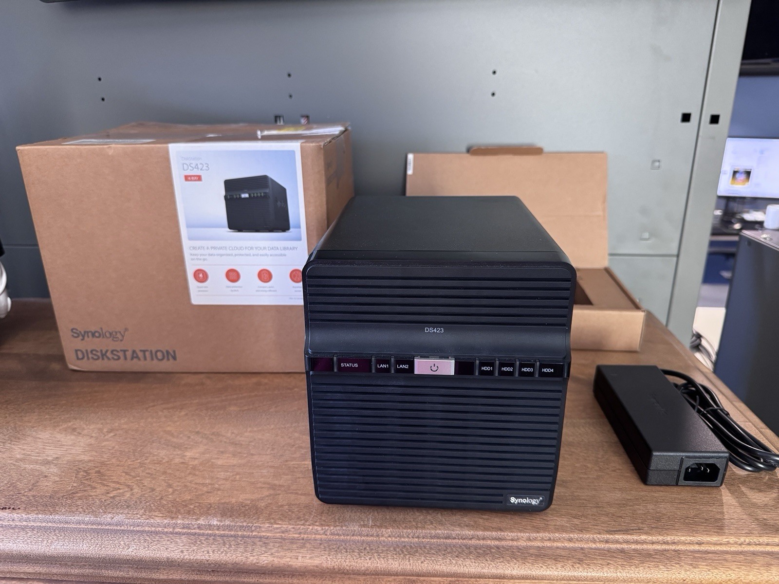 Open Box Synology Diskstation DS423 4 Bay HDD NAS, All Accessories, 4x1tb Drives