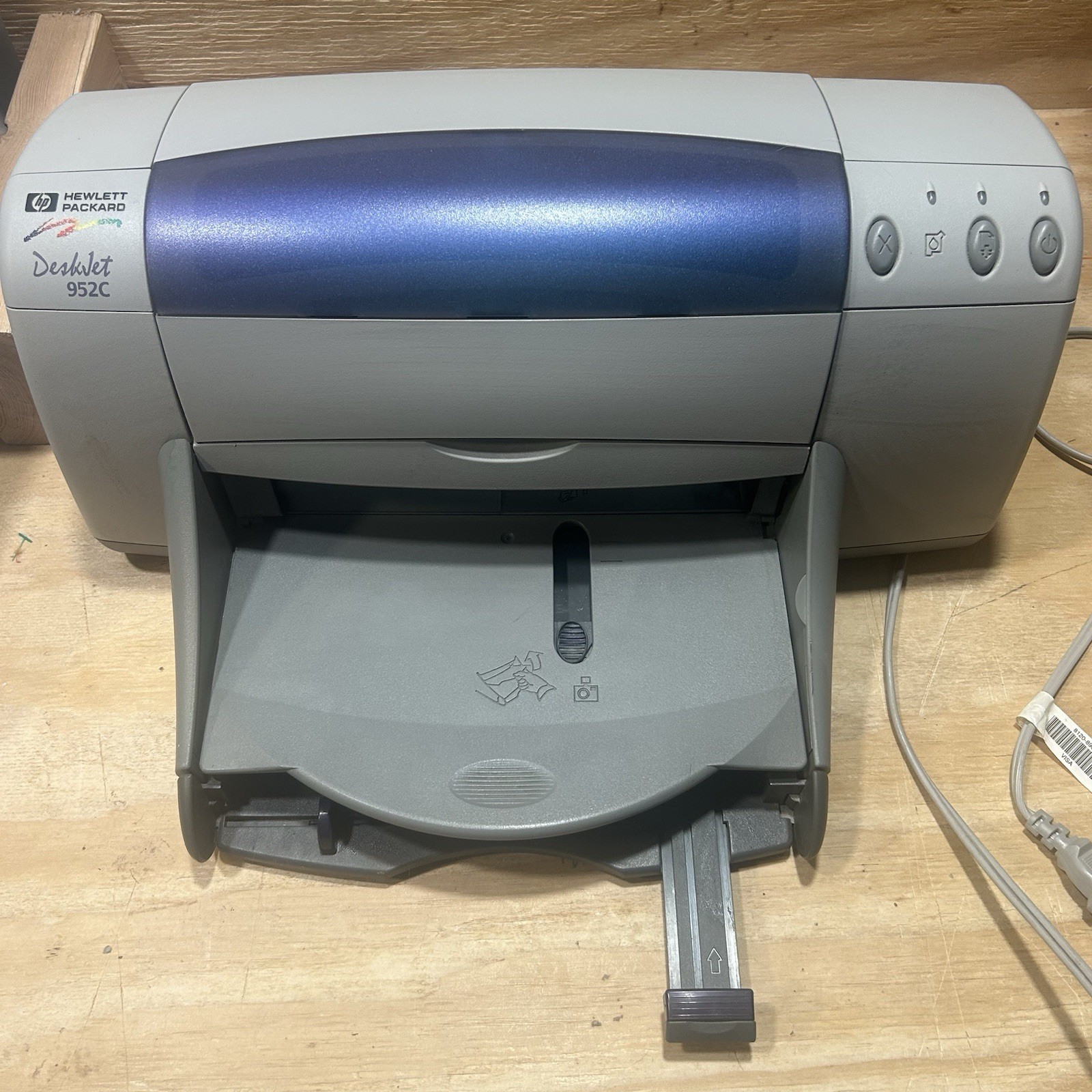 HP DeskJet 952C Color Inkjet Printer C6428B Tested Hewlett Packard