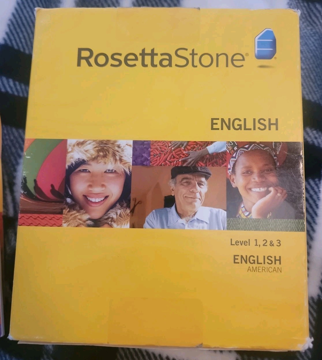 Rosetta Stone English American V3, 1-2-3 Complete w/ Activation Card NO HEADSET
