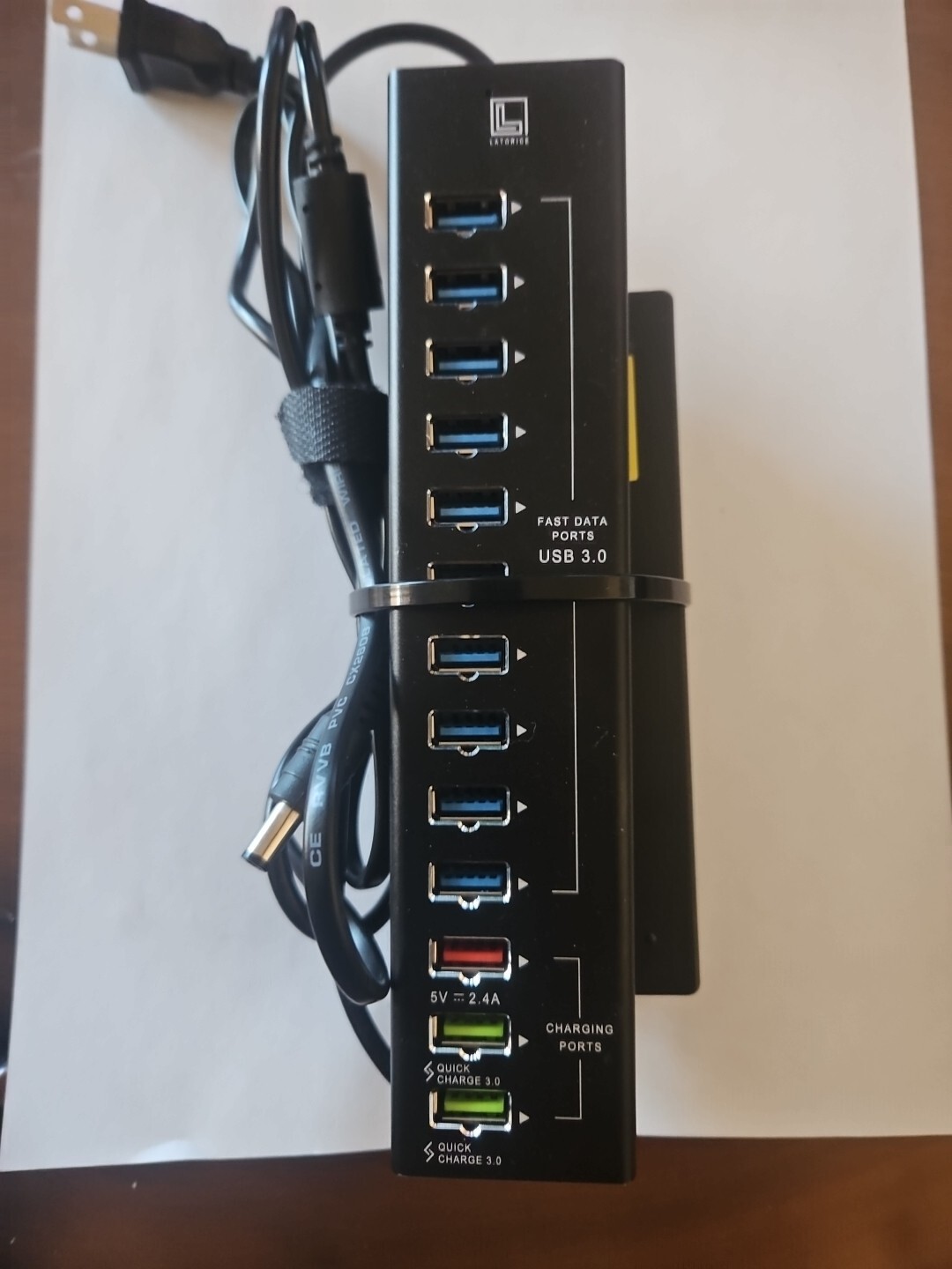 Latorice USB Hub w/10 USB 3.0 Ports, 1 Port 2.4A & 2 Quick Charge Ports Powered