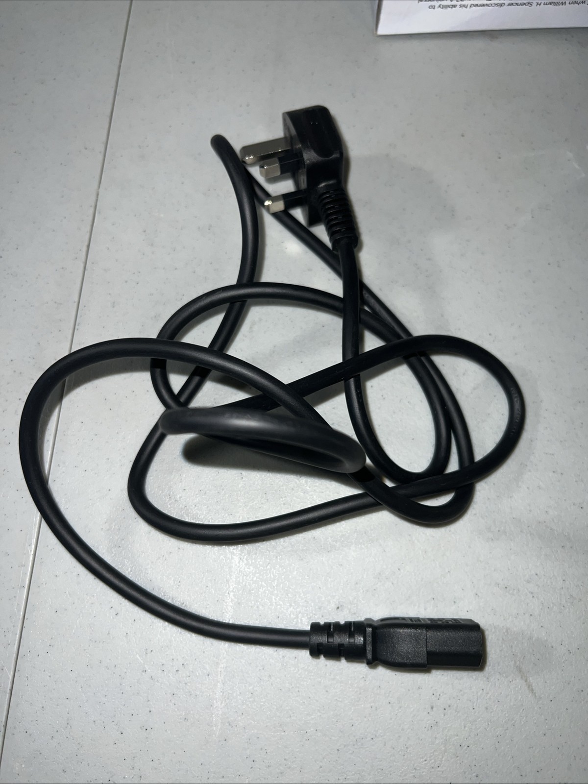 UK Type G 3 Pin Plug to IEC C13 Computer Power Cord 10A 250V Black 6 Feet