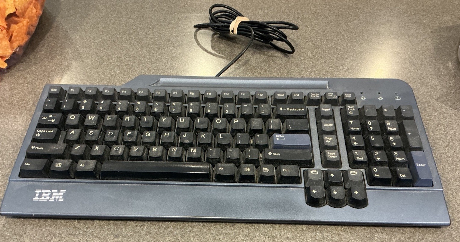 IBM SK-8811 PS2 Wired Keyboard, Tested
