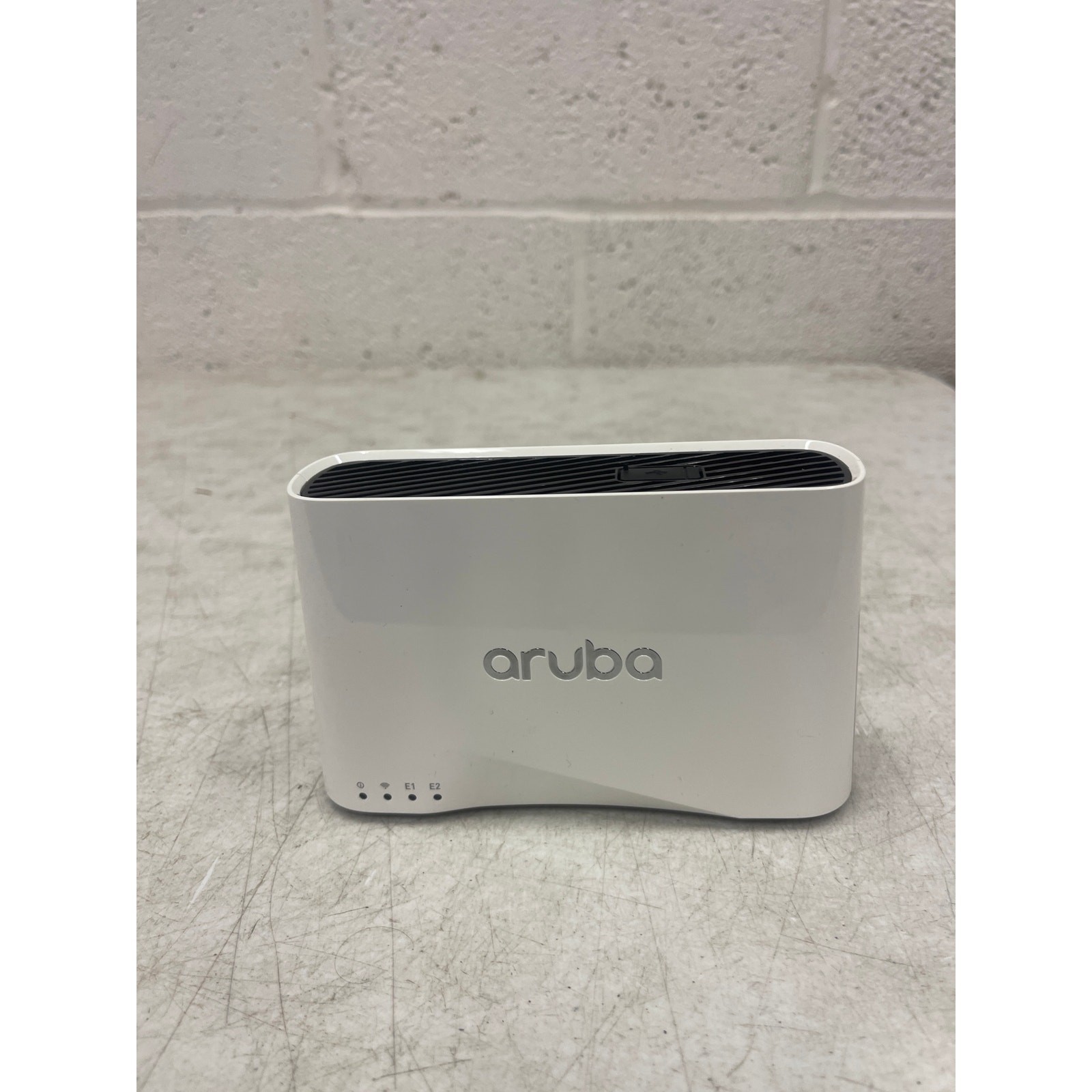 HPE Aruba Wireless Access Point JY714A Dual-Band Wi-Fi 5 Access Points AP-203RP
