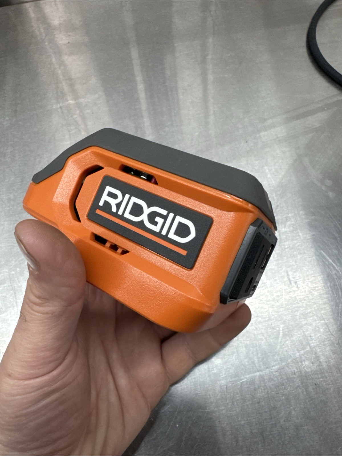 RIDGID 18V 18 Volt Cordless 175-Watt Power Inverter (Tool Only)