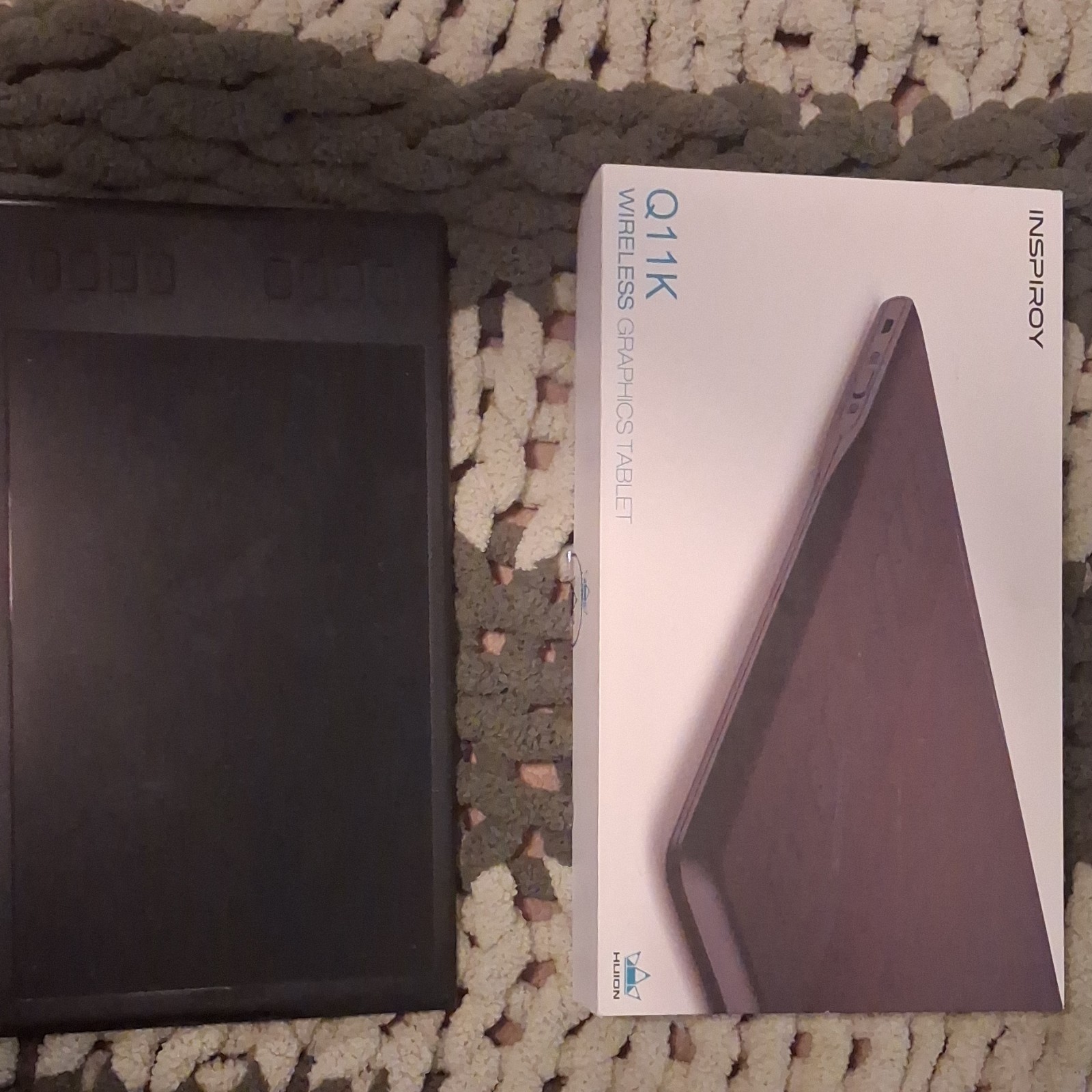 Huion Inspiroy Q11K Wireless Graphics Tablet with Pen, Model Q11K READ DESC
