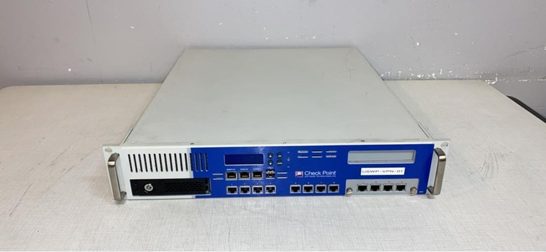 Check Point P-10 Network Firewall Security Appliance(S6LLST5504)