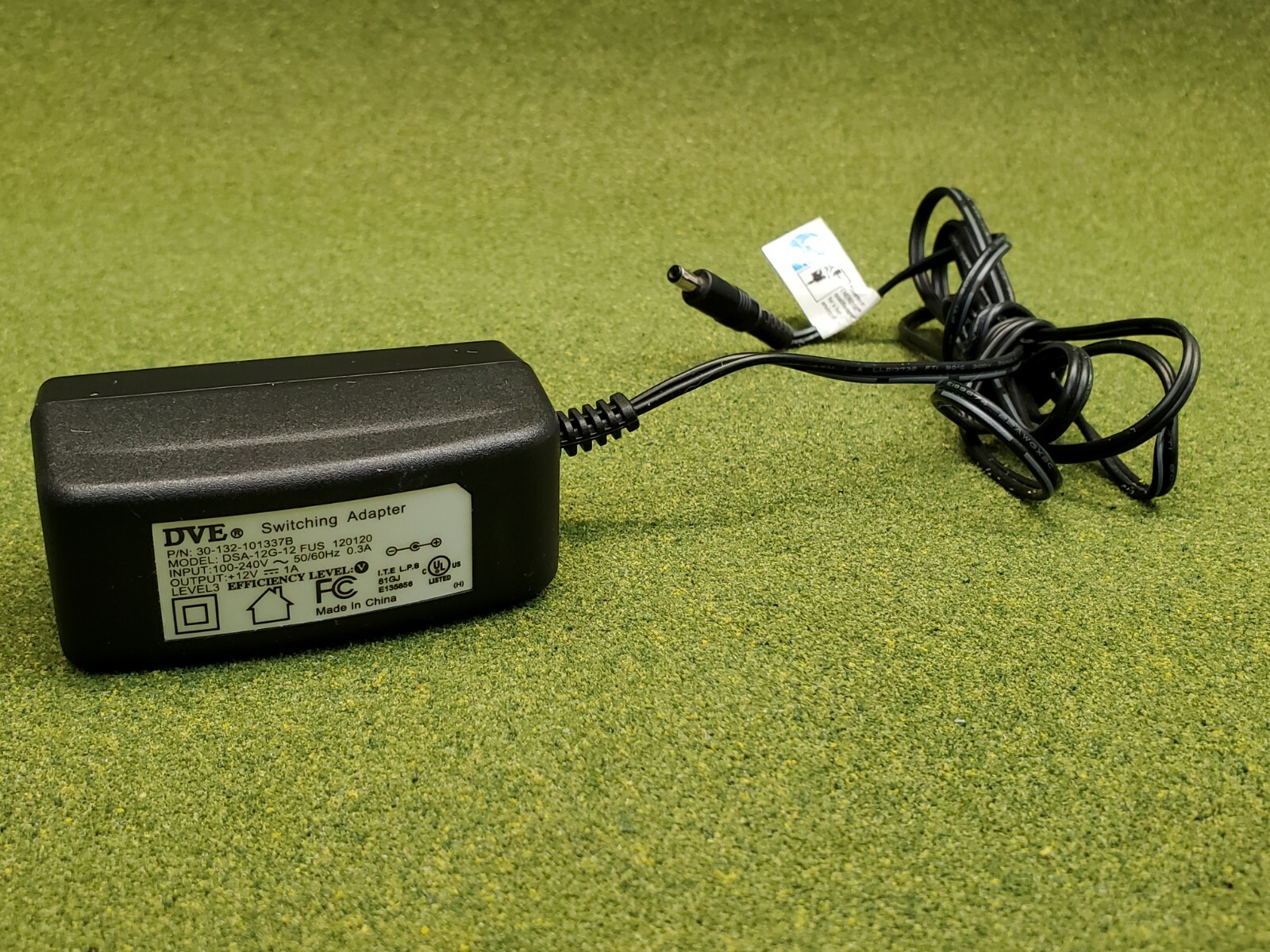 GENUINE DVE AC 12V Adapter Power Supply-  DSA- 12G-12 FUS 120120