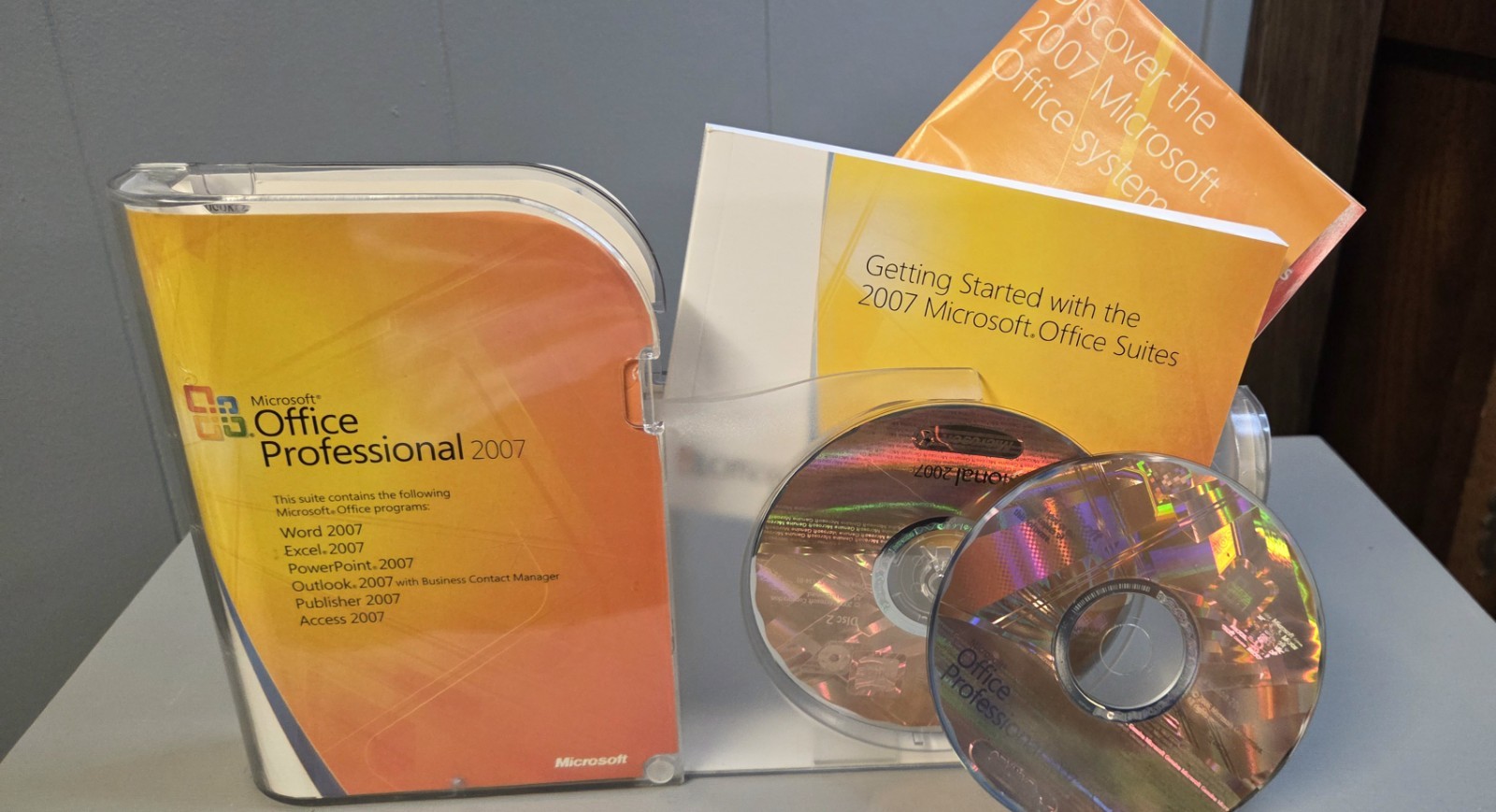 Microsoft Office 2007 Professional Full English Retail Version w/ Product Key