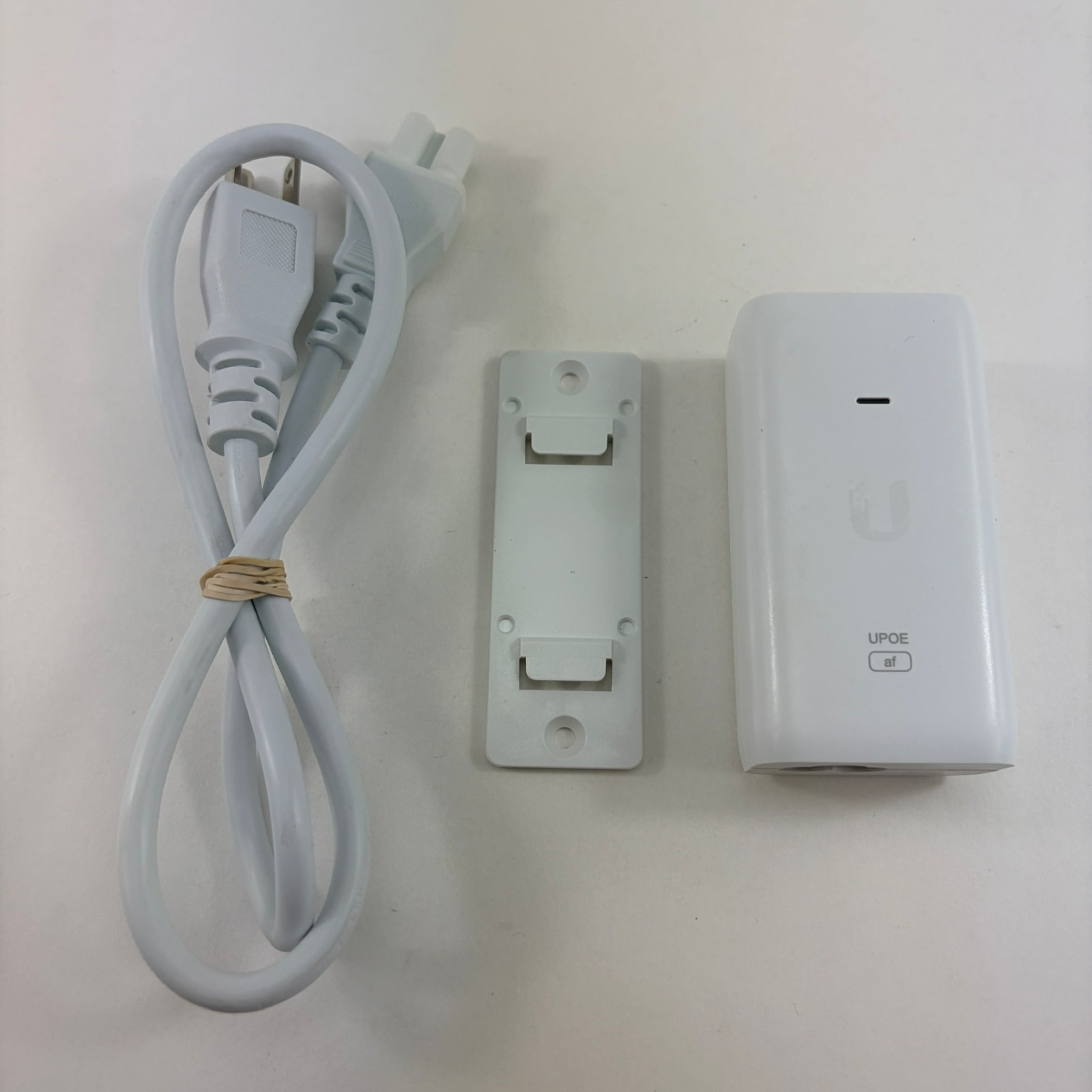 Genuine Ubiquiti GP-V480-032G Switching Gigabit PoE Injector 48V 0.32A w/PC