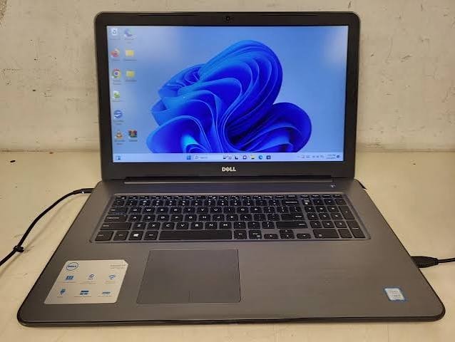 Dell Inspiron 5767 Core i3-7100U 2.4GHz 8GB RAM 1TB HDD NO OS Fair