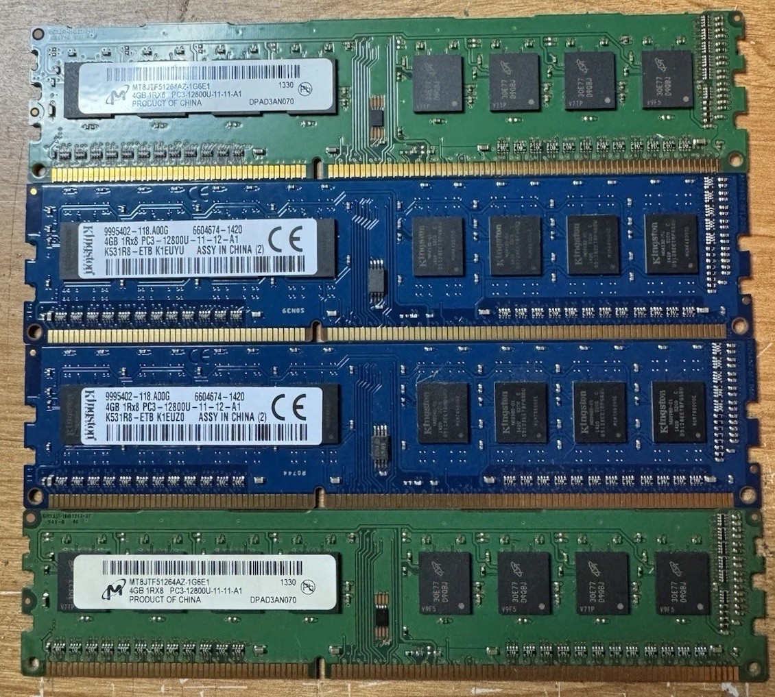 Kingston   4 GB X 4 Pieces  2 Of The Pieces Have a S Circled.  16 GB From Dell