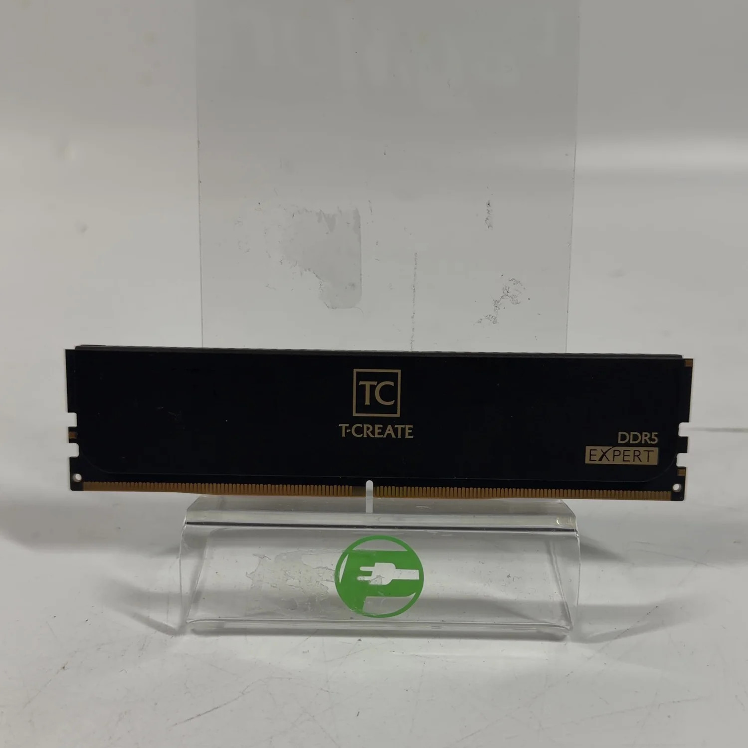 TeamGroup T-Force Expert 8GB (1x8GB) RAM DDR5 6000MHz CTCED58G6000HC38ABK