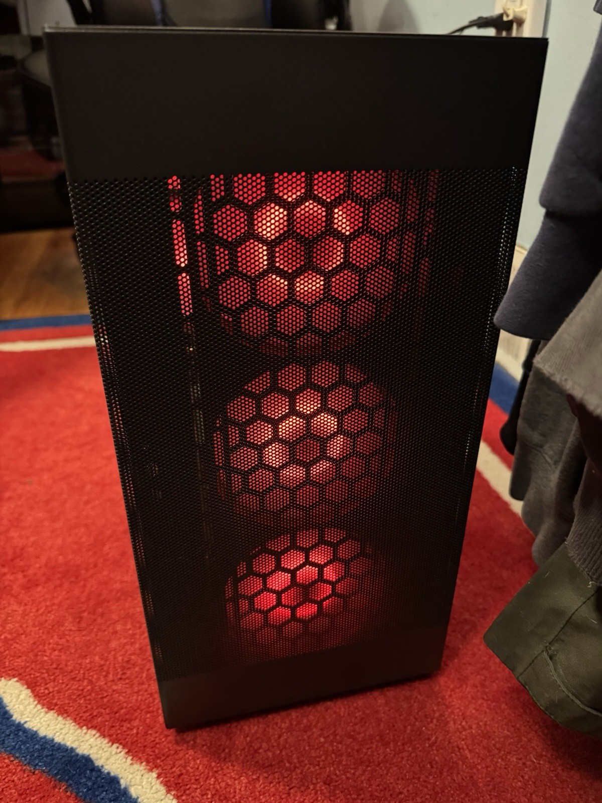 Gaming PC AMD Ryzen 5 & Radeon RX 5500 XT 16gb RAM RGB