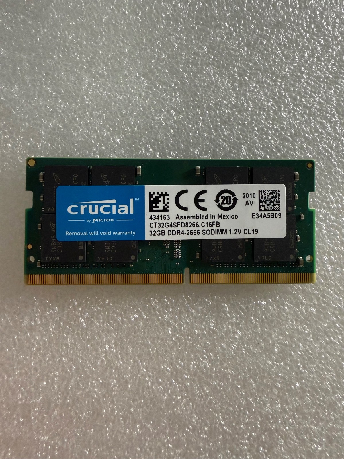 Crucial 32GB DDR4-2666 PC4 SODIMM Laptop Ram CT32G4SFD8266.C16FB