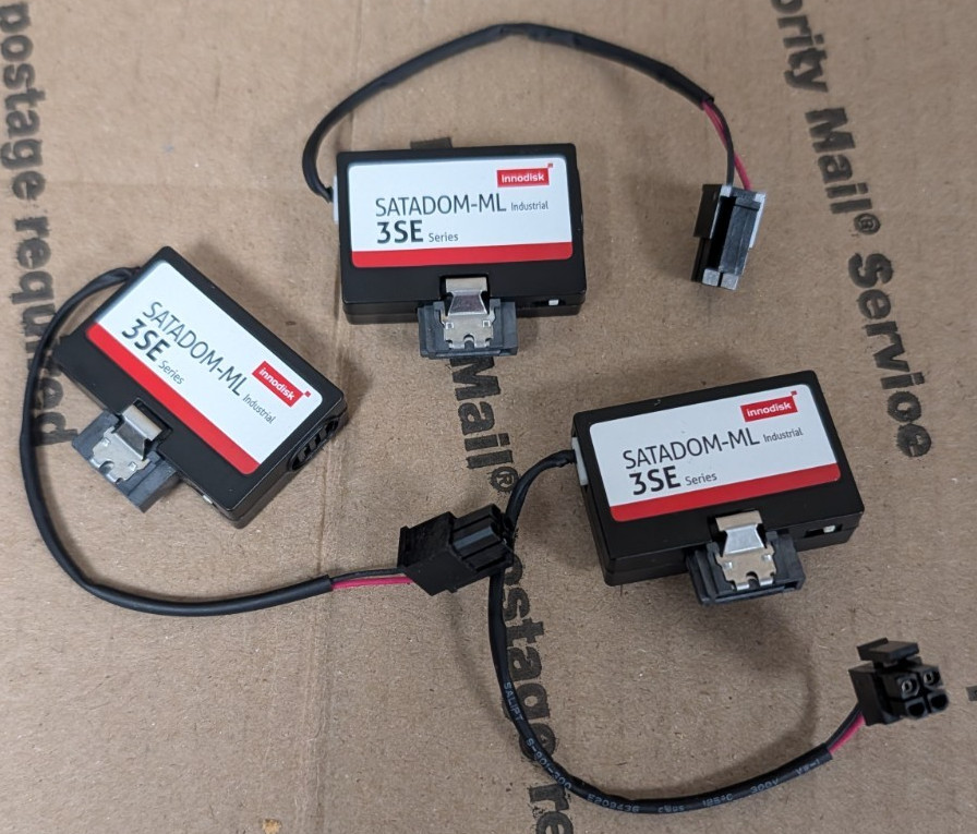 (lot of 3) Dell 0T4M4 Innodisk 3SE SATADOM-ML W/Cable