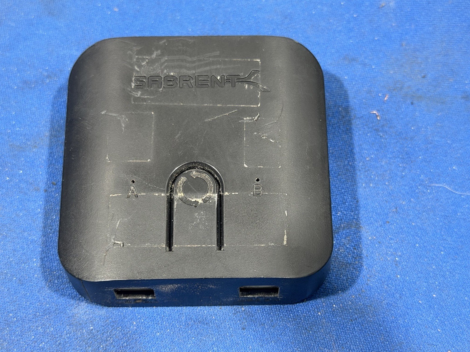 SABRENT USB 3.0 Sharing Switch for Multiple Peripherals; include pair of Cables