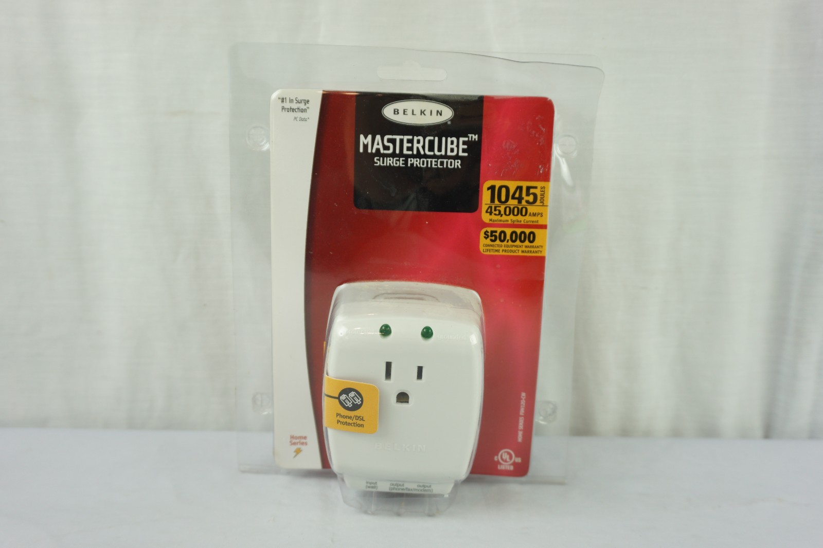 Belkin Mastercube Surge Protector, Model F9H120-CW - Computer, Phone, Fax - NEW