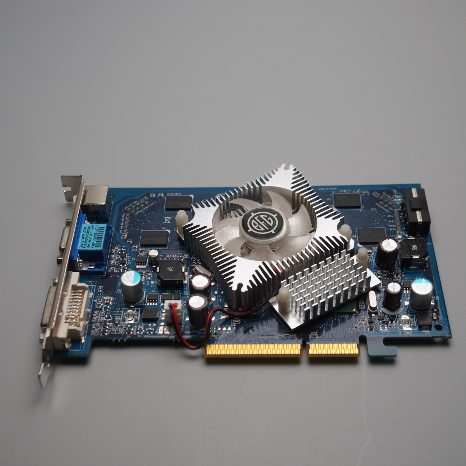 BFG NVIDIA GeForce 7600 GS 512MB GDDR3 PCIe DVI VGA R76512GSOC