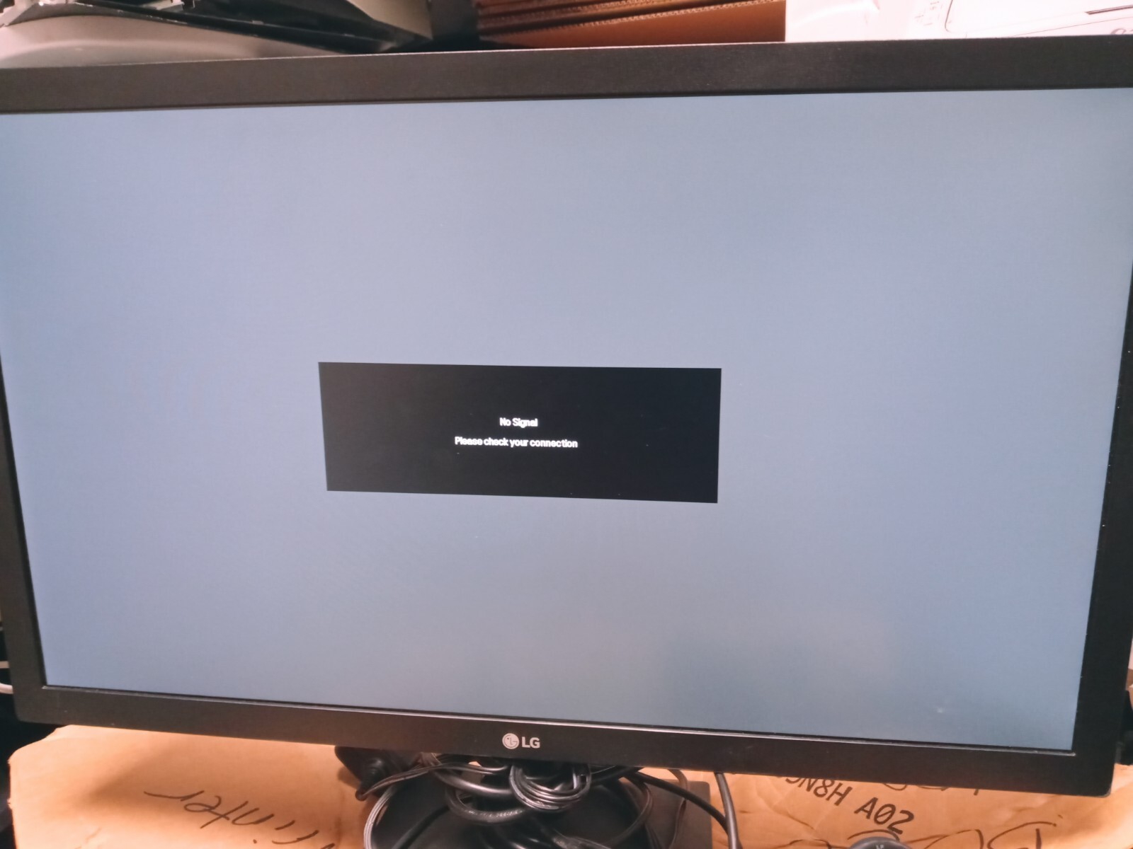 LG 22BK430H-B 22'' Full HD (1080p) Backlit LED LCD monitor Stand included GOOD