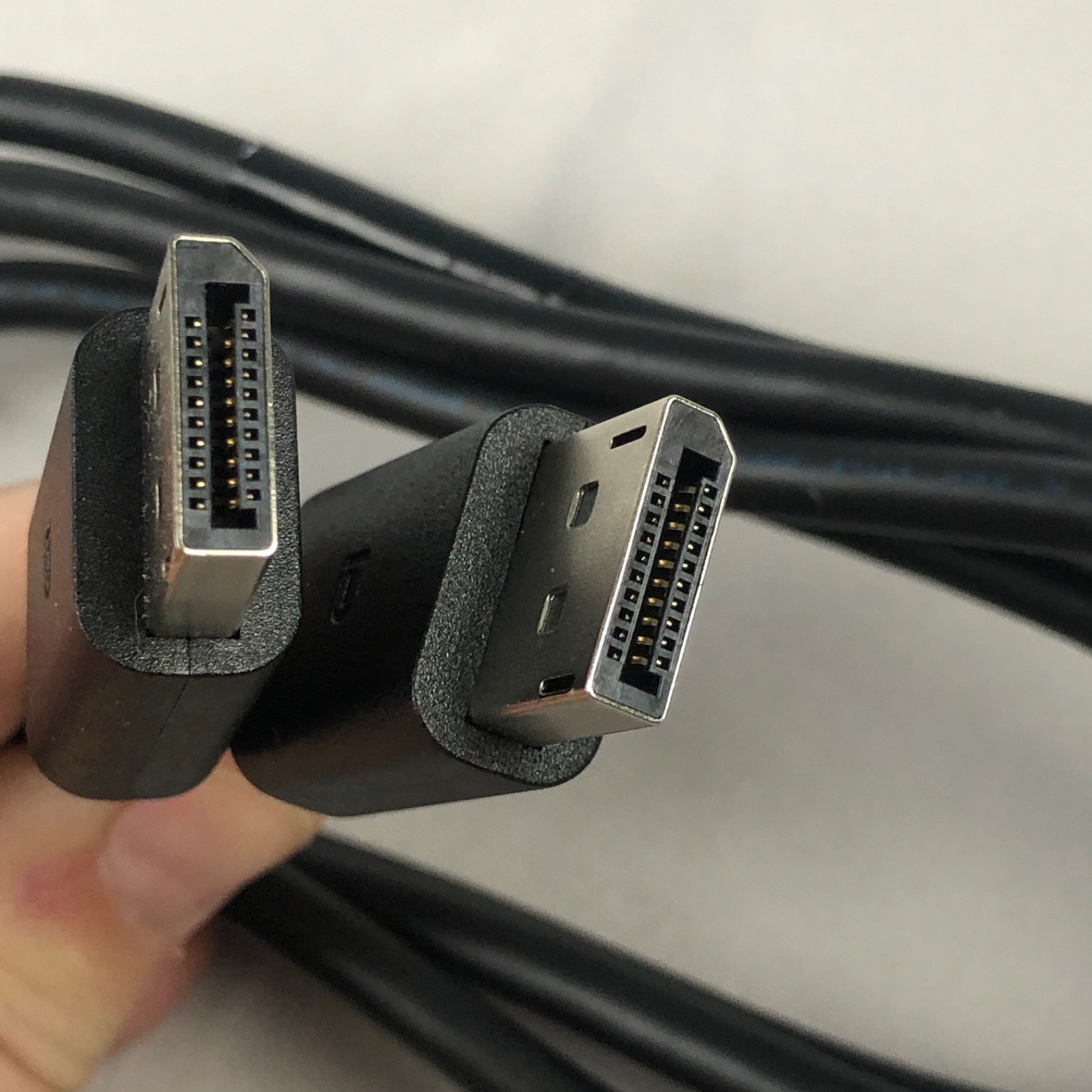 DisplayPort to DisplayPort Cable Hotron E525041 Male to Male Black 6ft DP Cord