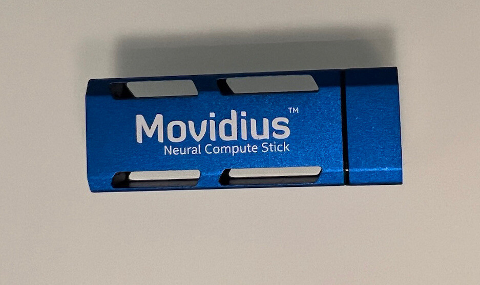 Intel Movidius NCSM2450.DK Neural Compute Stick
