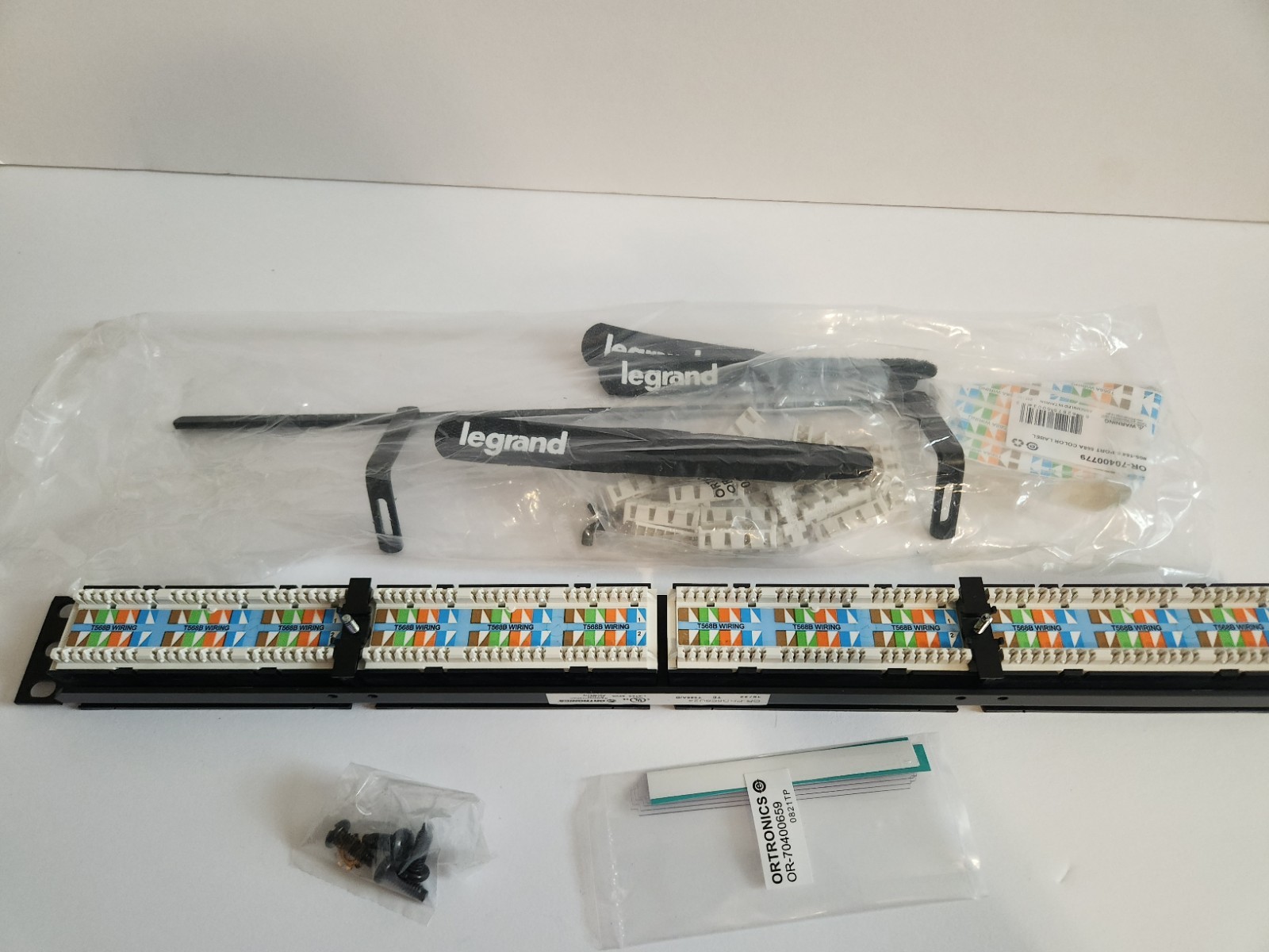 Legrand Ortronics Clarity 5E Cat5e 24-Port Patch Panel 1RU Open Box OR-PHD5E6U24