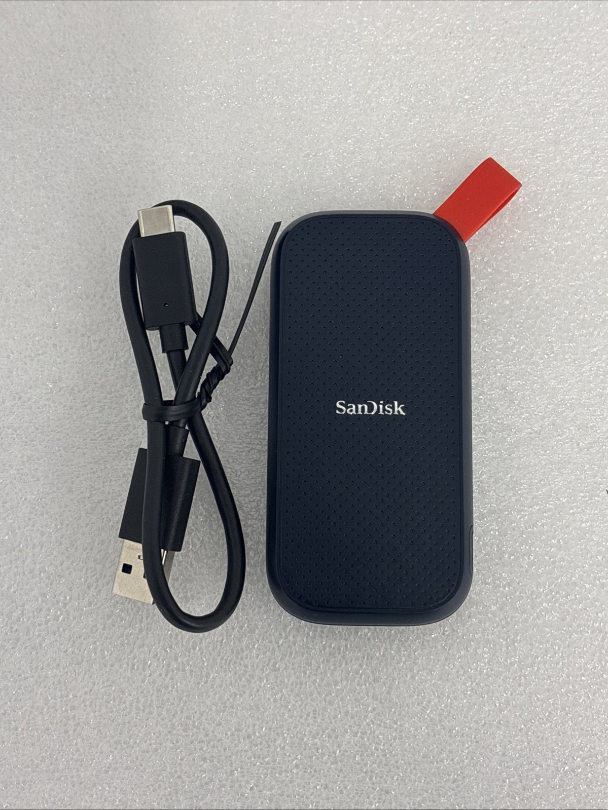 SanDisk SDSSE29-2T00-AW25 2TB Portable External SSD