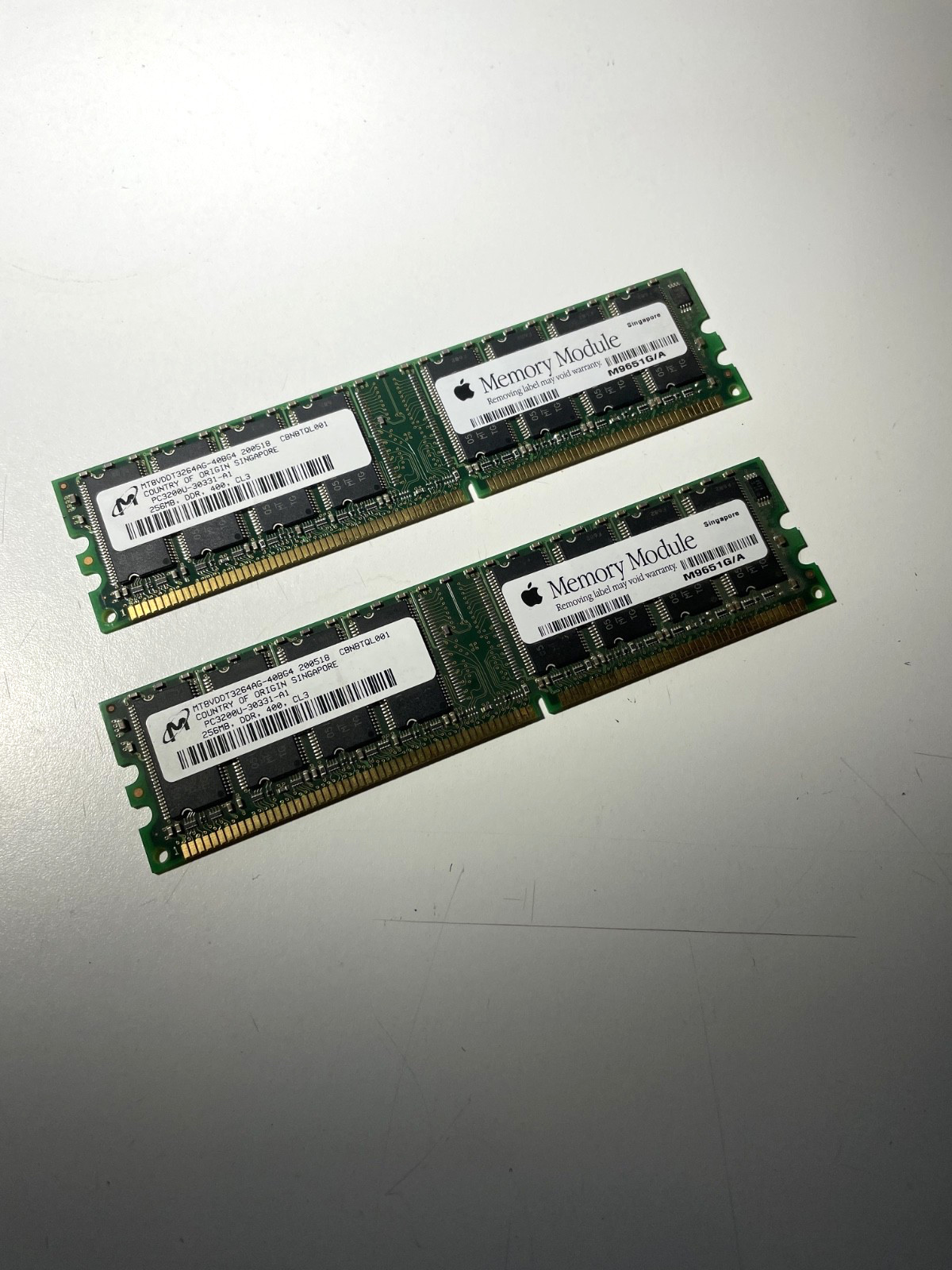 Apple M9651G/A MT8VDDT3264AG-40BG4 200535 DDR Memory 256MB - USED x2