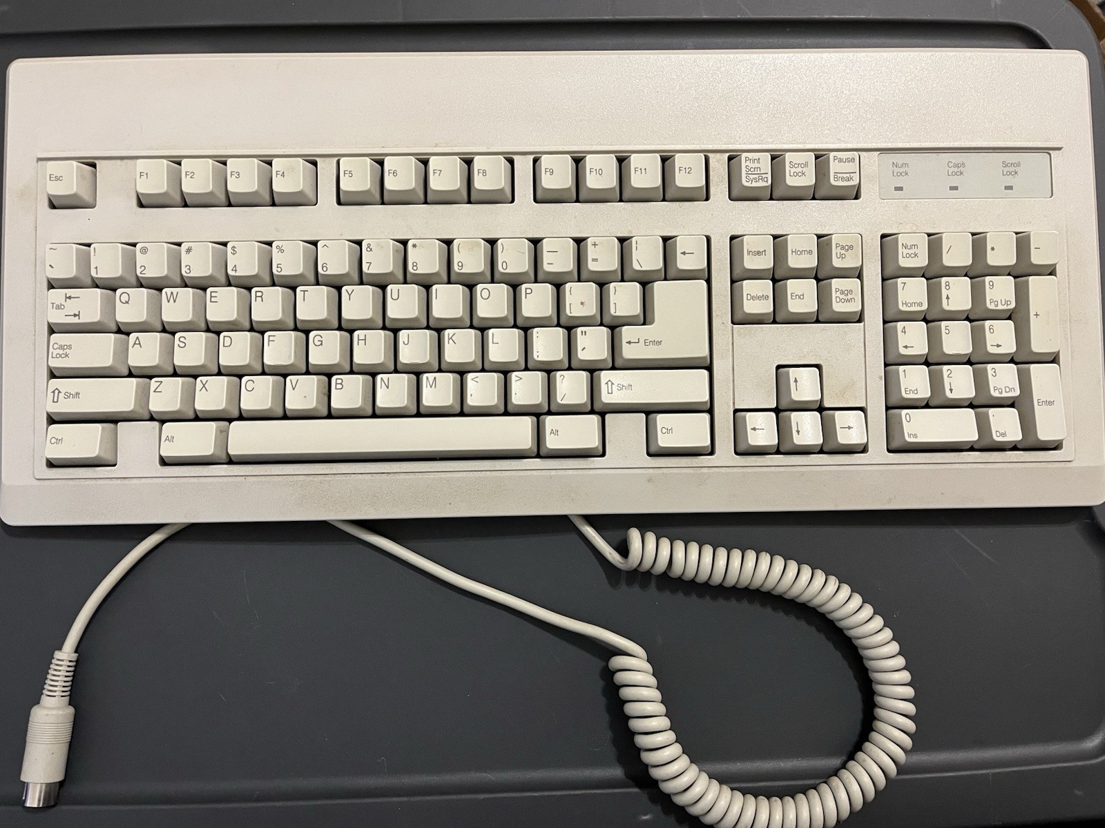 Vintage NMB RT101+ 118020 Keyboard 