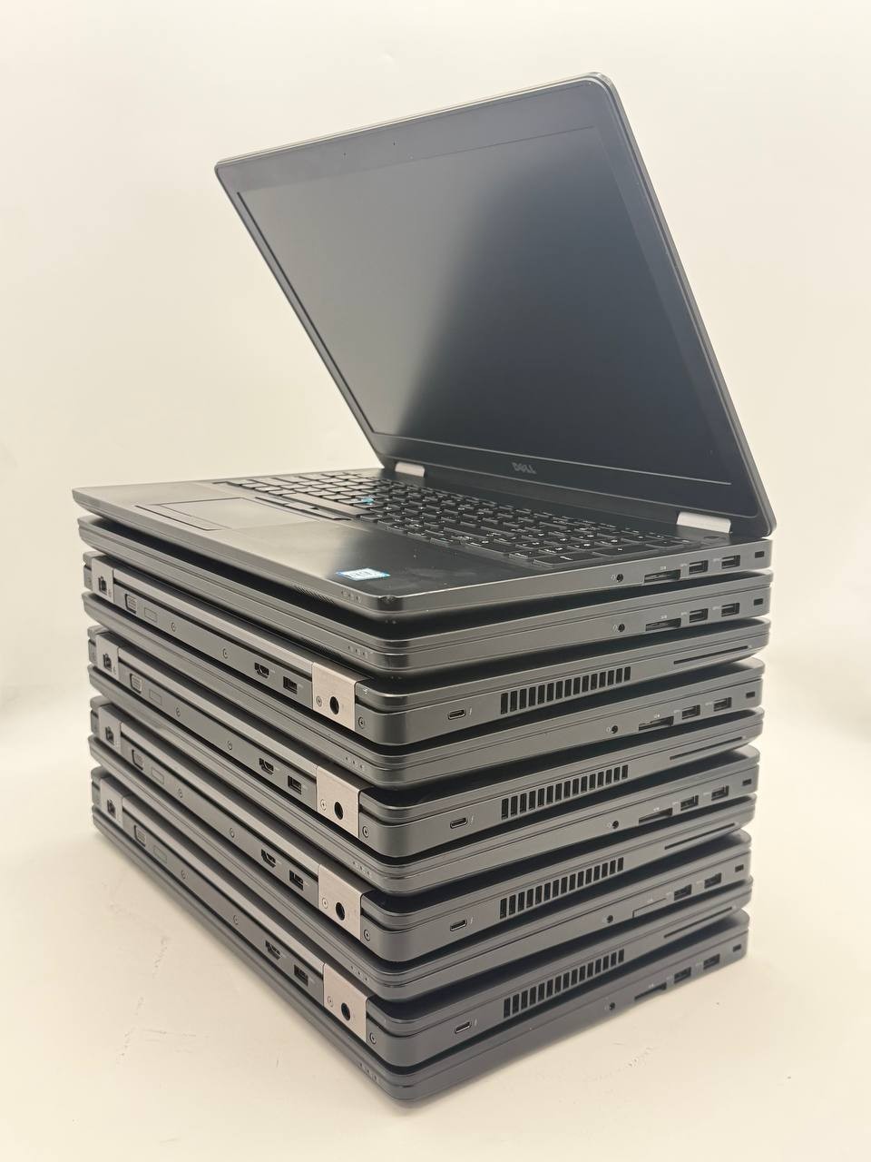 Lot of 10 Dell Pricesion 3510 i7-6820HQ 8GB RAM No Drive No OS w/AC 