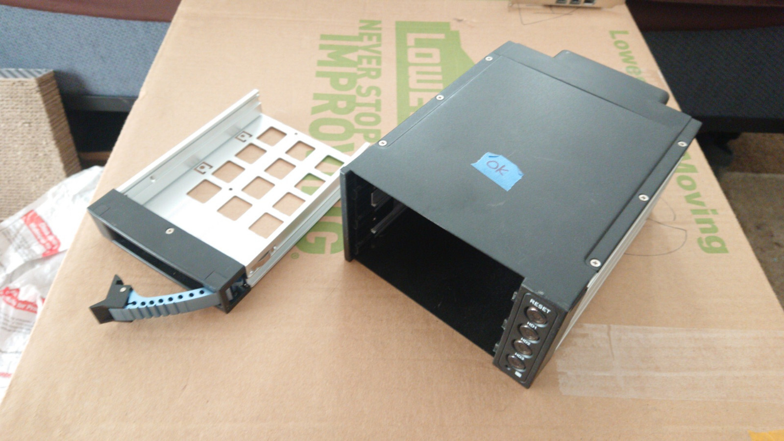 iStarUSA drive bay (3x 3.5 in 2x 5.25) BPU-230SATA (TRAYS NOT INCLUDED)