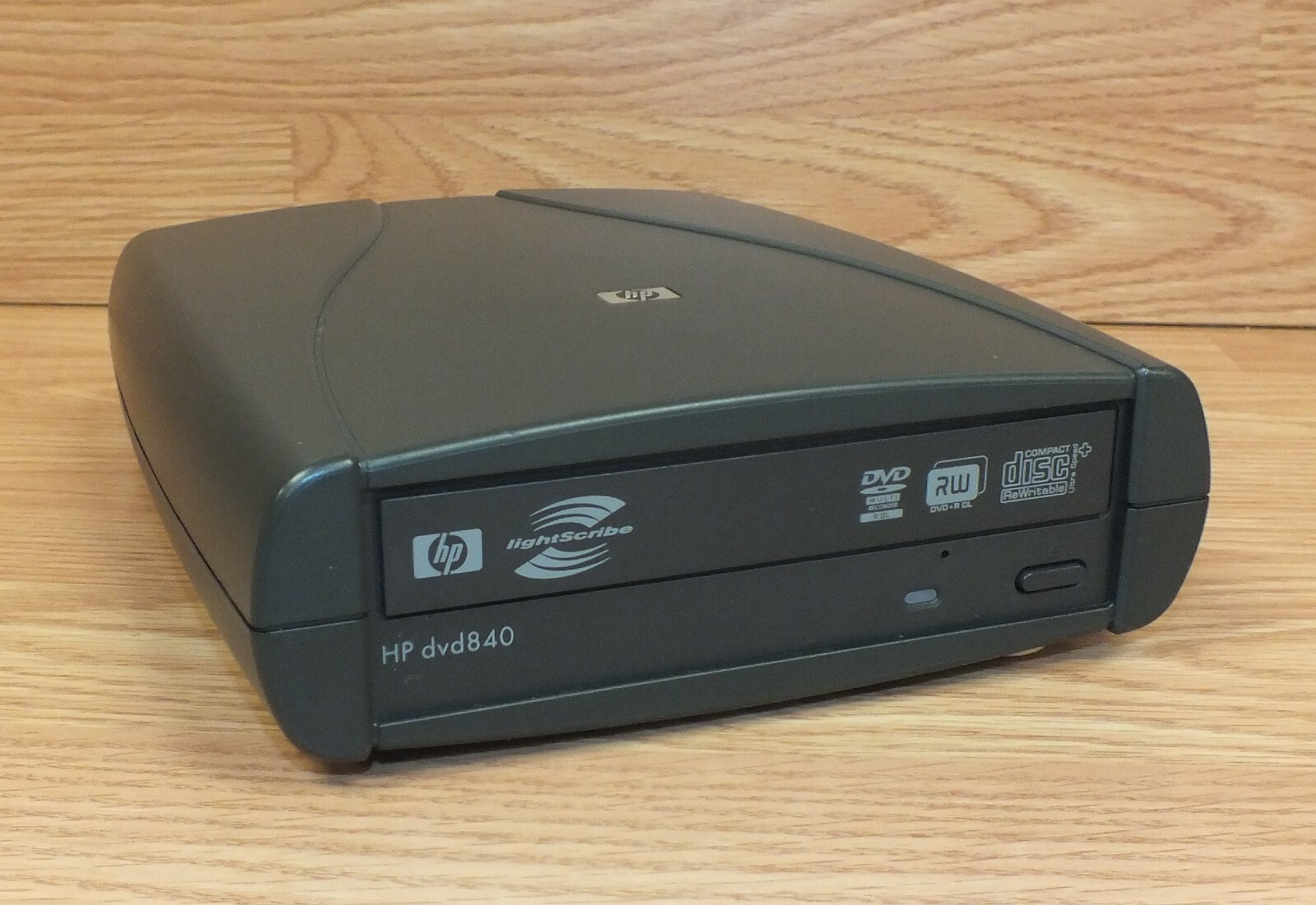 Hewlett-Packard Company HP (DVD840) Super Multi DVD Writer Box Only 