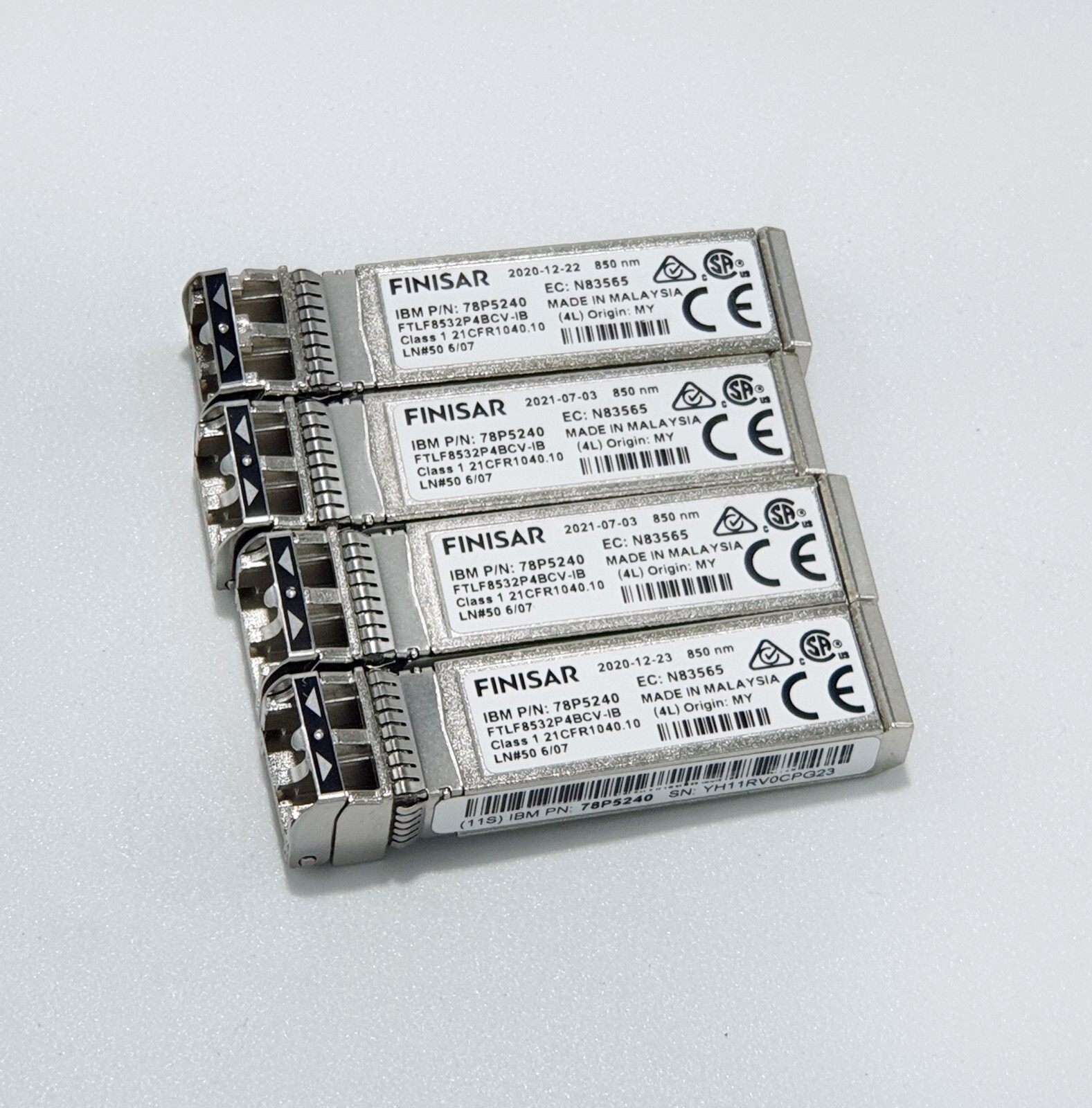 Lot of 4 IBM 78P5240 Finisar FTLF8532P4BCV-IB 32G 850nm Transceiver Module