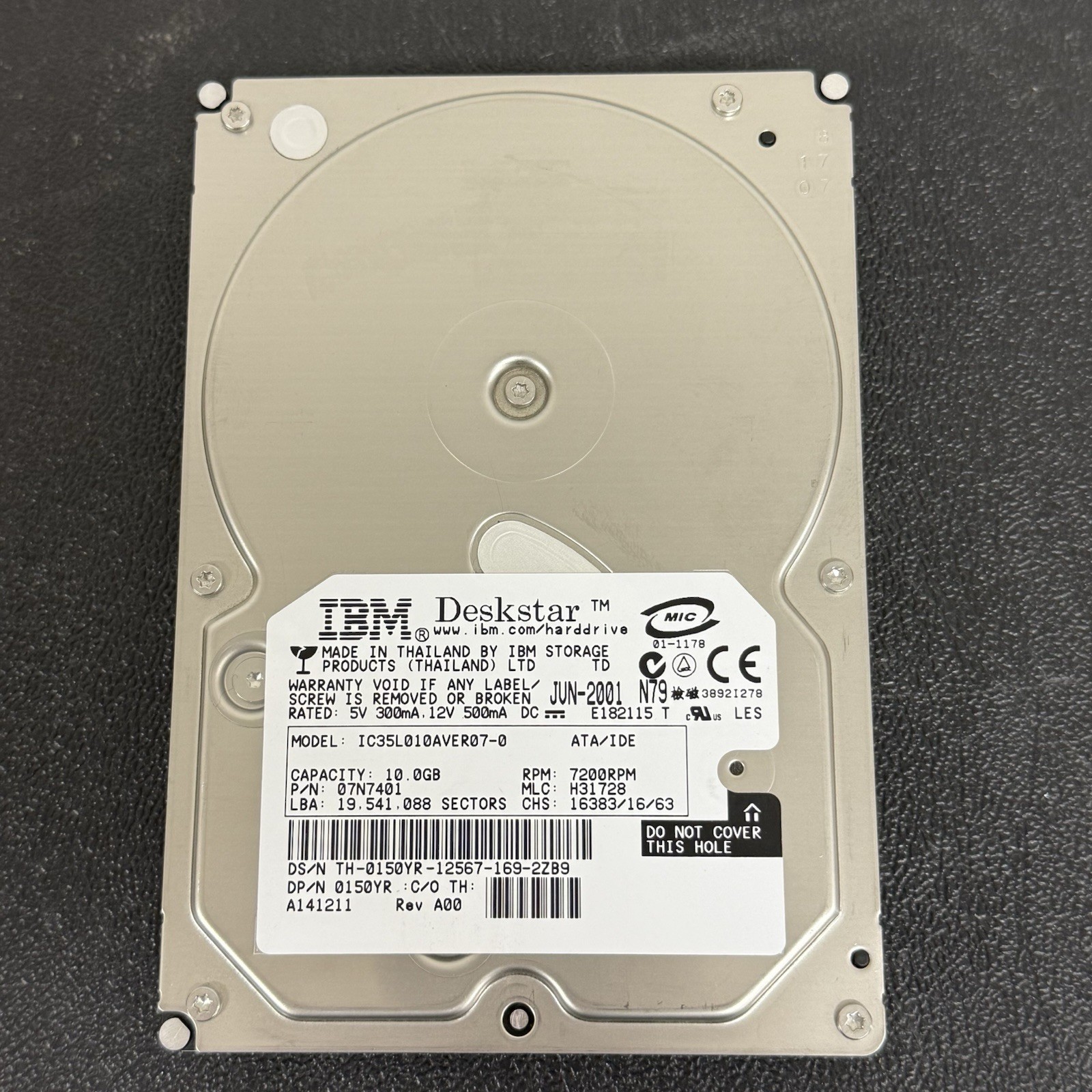 Dell PN: 0150YR 10GB IBM 07N7401 Model IC35L010AVER07-0