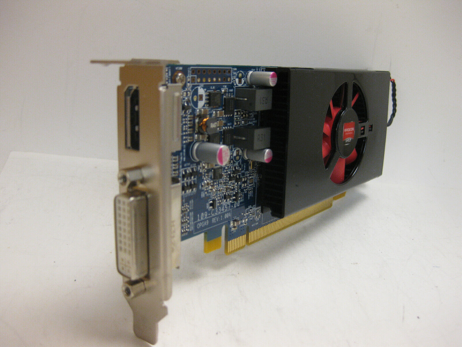 Dell AMD Radeon HD 7570 1GB Graphic DVI & Display Port LP 0KFWWP  KFWWP