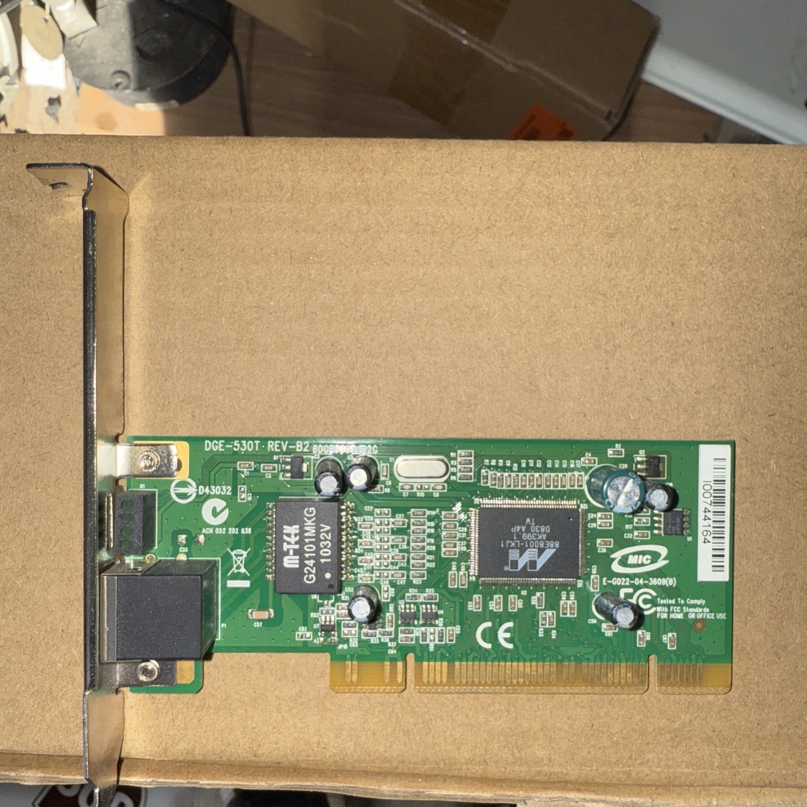 D-Link / DGE-530T / PCI CARD, REV-B2, 1pcs New No Box (G2)