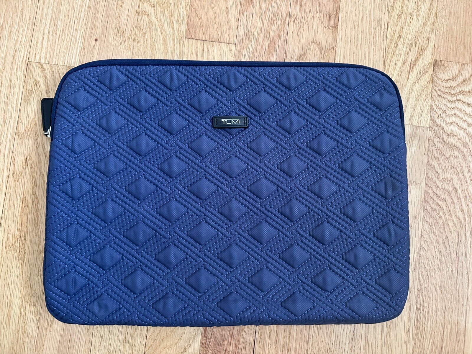 TUMI Quilted Laptop Sleeve Cover Retail Navy Blue NEW
