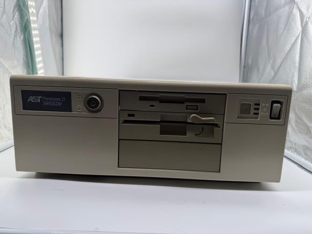 AST Premium II 386SX/20 Working DOS 6.22 4MB New CMOS Battery Maxtor HDD