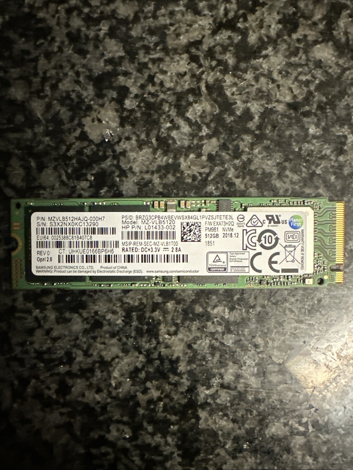 Samsung SSD MZ-VLB5120 PM981 512GB NVMe M.2 2280 PCIe Gen3x4 Internal SSD