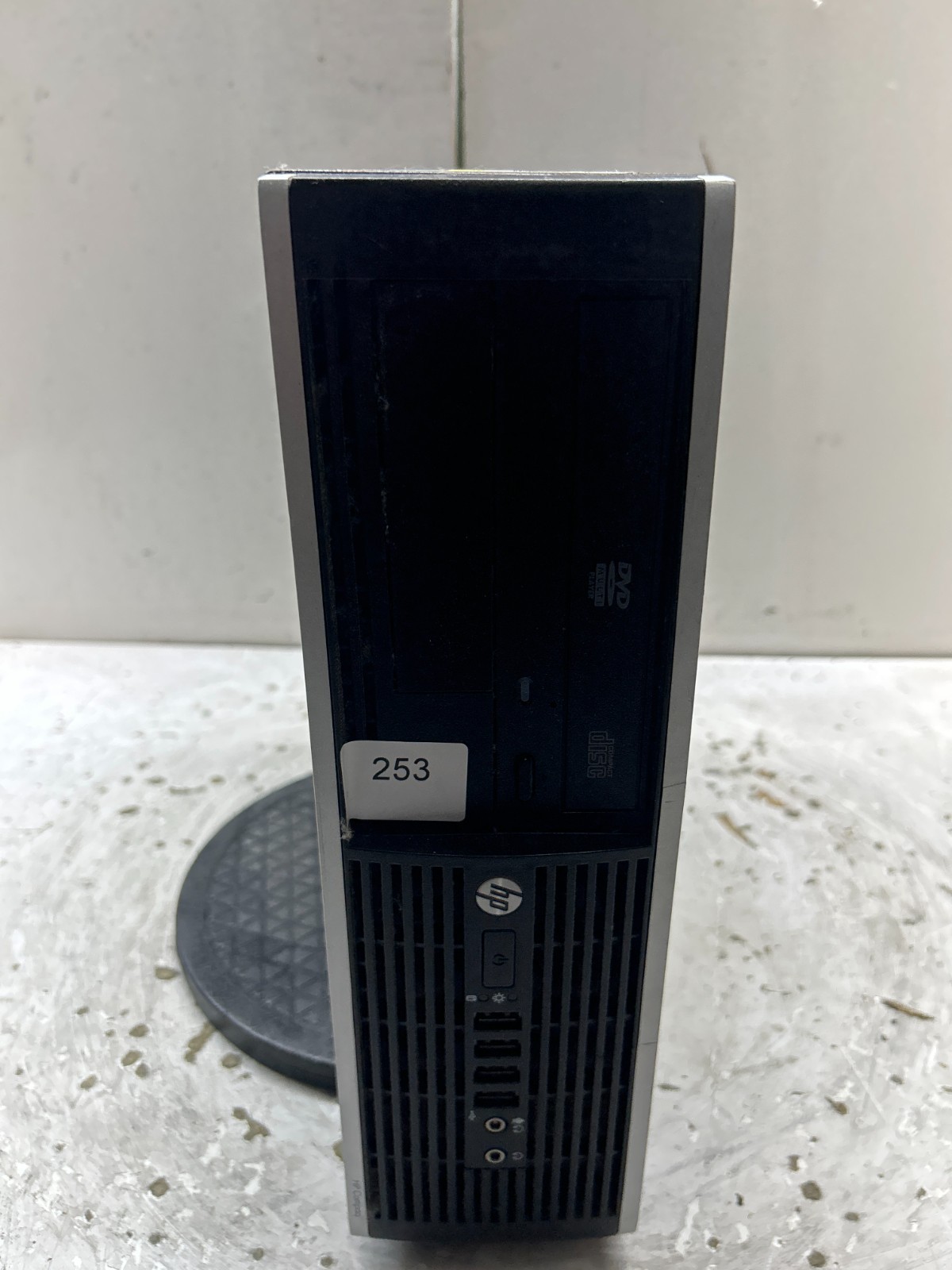 HP Compaq 8200 Elite SFF Intel Core i5-2400 3.10GHz 8GB NO HDD