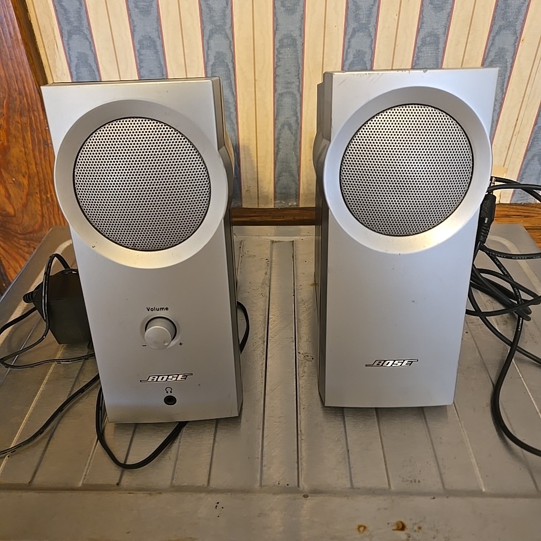 Bose Companion 2 Series II Multimedia Speaker System Computer Laptop Tested