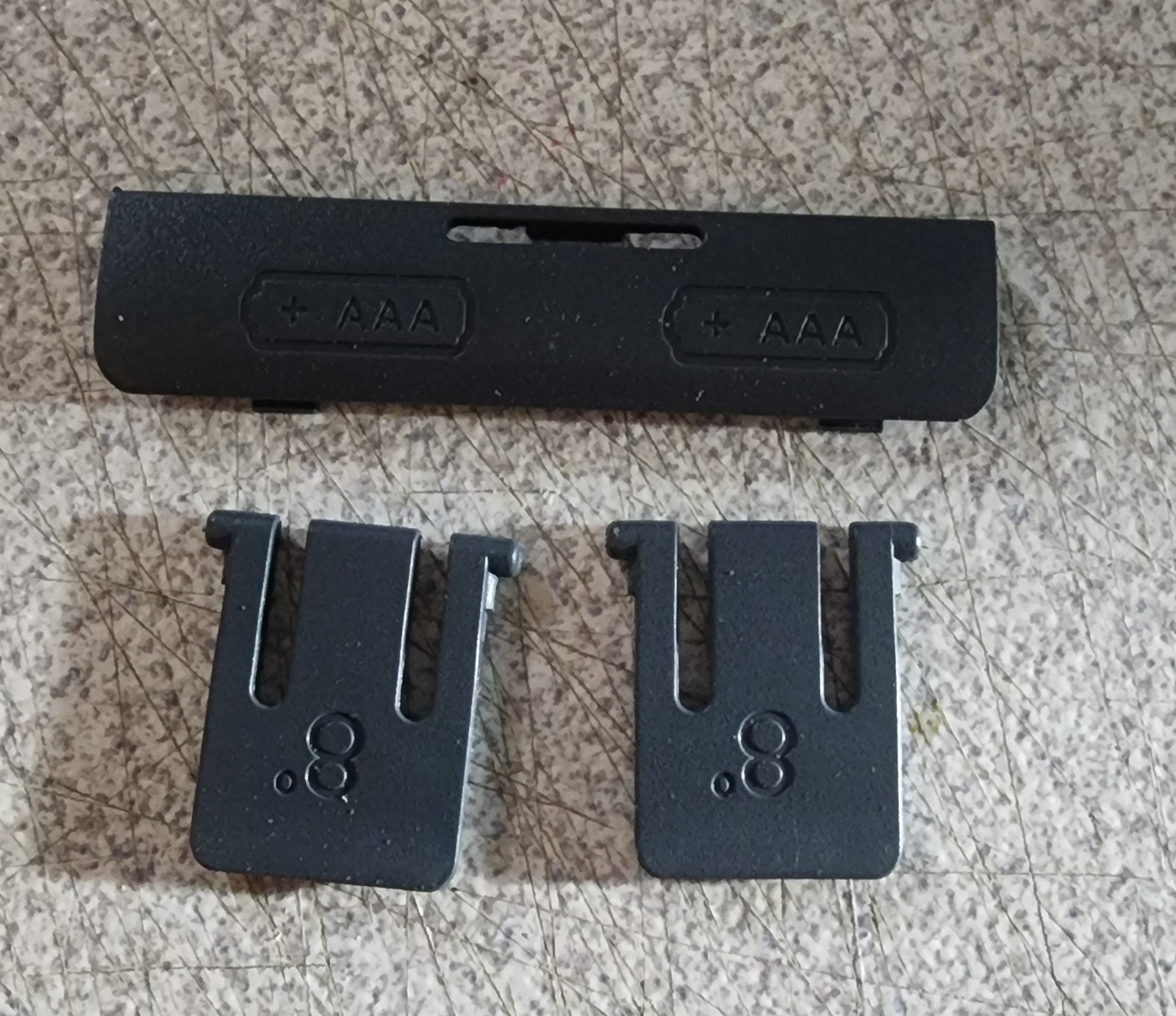 Genuine Logitech K270 Replacement Keyboard Feet & Battery Compartment Cover Logi
