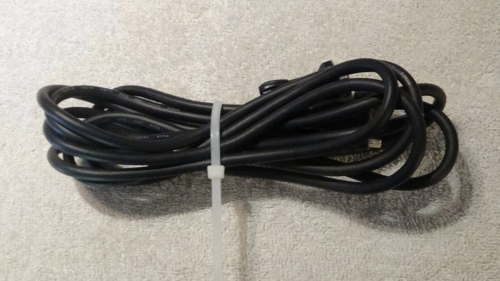 Black VGA Cable 6 Feet 